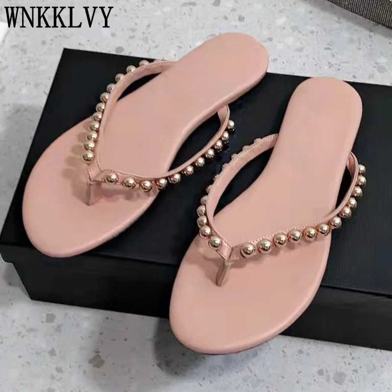 Classic round toe Slippers Women golden Beaded decor Lazy Mules shoes summer Casual beach shoes sandals flipflops Runway 2022
Classic round toe Slippers Women golden Beaded decor Lazy Mules shoes summer Casual beach shoes sandals flipflops Runway 2022
