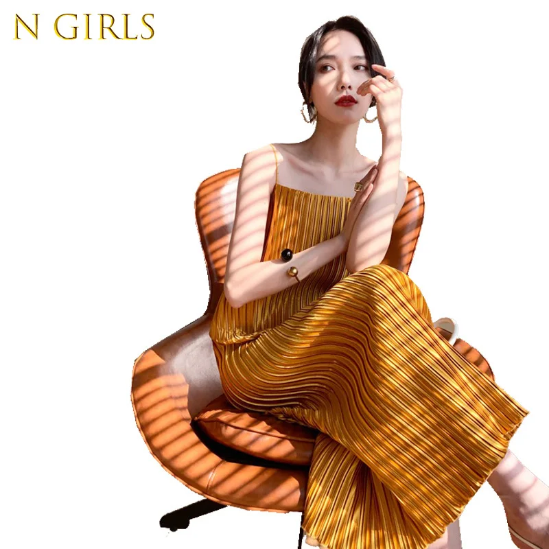 Женские атласные прямые платья M GIRLS Korejepo, однотонная Милая художественная одежда для обжима, лето 2022, элегантные темпераментные и удобные л...
Женские атласные прямые платья M GIRLS Korejepo, однотонная Милая художественная одежда для обжима, лето 2022, элегантные темпераментные и удобные л...