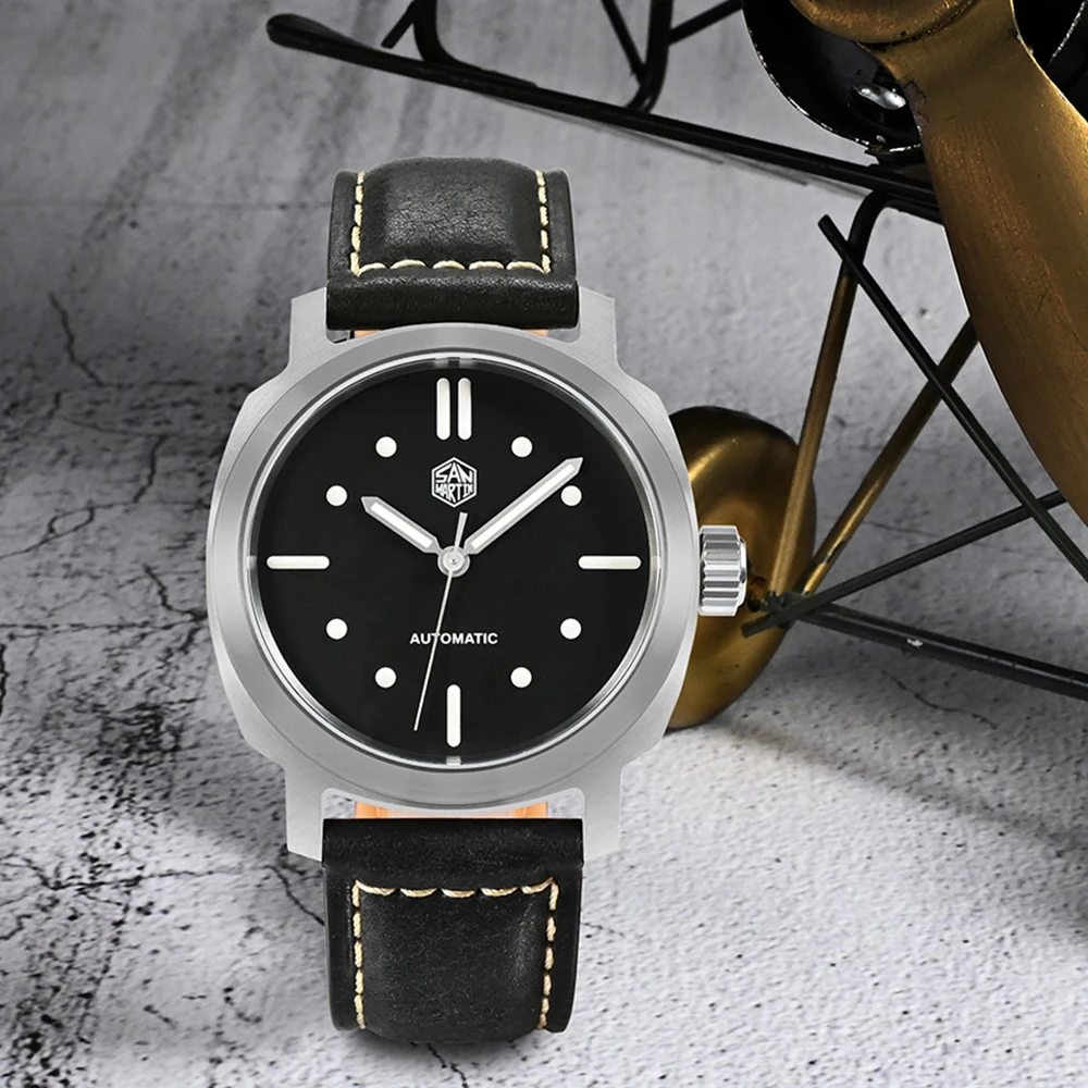 San Martin Men Watch 40mm YN55 Vintage Simple Classic Automatic Mechanical Sapphire 10 Bar BGW-9 Quick Release Leather Strap
San Martin Men Watch 40mm YN55 Vintage Simple Classic Automatic Mechanical Sapphire 10 Bar BGW-9 Quick Release Leather Strap
