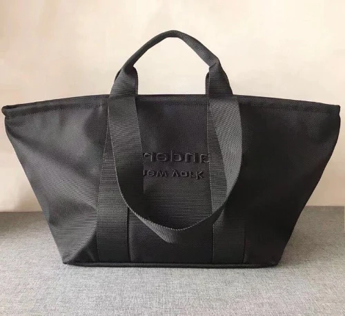 112811 Classic Trendy Luxury Design Letter Embroidery Fitness Waist Chest Bag Shoulder Messenger Bag Portable Tote Hand Bag A2 
112811 Classic Trendy Luxury Design Letter Embroidery Fitness Waist Chest Bag Shoulder Messenger Bag Portable Tote Hand Bag A2