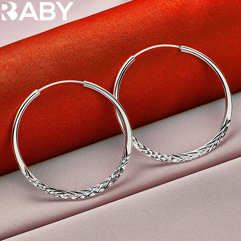 925 Sterling Silver Rhomb Texture Flat Circle 40/45/50mm Hoop Earrings For Women Wedding Party Fashion Charm Jewelry Accessories
925 Sterling Silver Rhomb Texture Flat Circle 40/45/50mm Hoop Earrings For Women Wedding Party Fashion Charm Jewelry Accessories