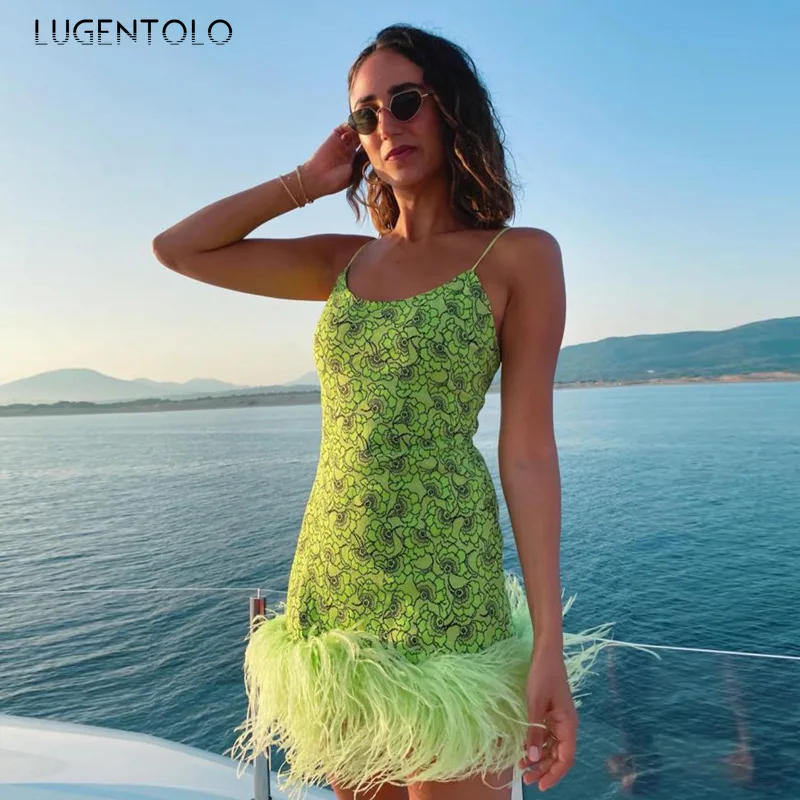 Женское пикантное платье с цветочным принтом, облегающее летнее тонкое Повседневное платье-пуловер на бретелях без рукавов, мини-платье-ка... 
Женское пикантное платье с цветочным принтом, облегающее летнее тонкое Повседневное платье-пуловер на бретелях без рукавов, мини-платье-ка...