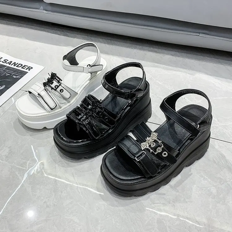 High Heel Casual Sandals 2022 Summer New Large Size Women's Casual Comfort Velcro Buckle Decoration European and American Wind
High Heel Casual Sandals 2022 Summer New Large Size Women's Casual Comfort Velcro Buckle Decoration European and American Wind