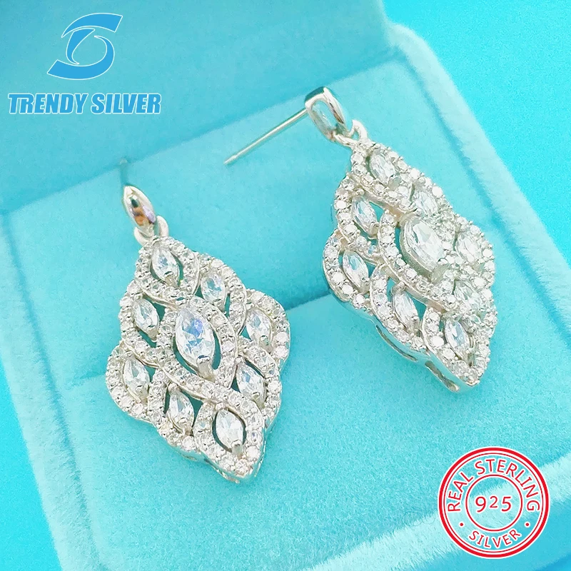 925 Sterling Silver Jewelry earring for woman Shining Clear CZ Cubic Zircon Stud Earrings Wedding Jewelry
925 Sterling Silver Jewelry earring for woman Shining Clear CZ Cubic Zircon Stud Earrings Wedding Jewelry
