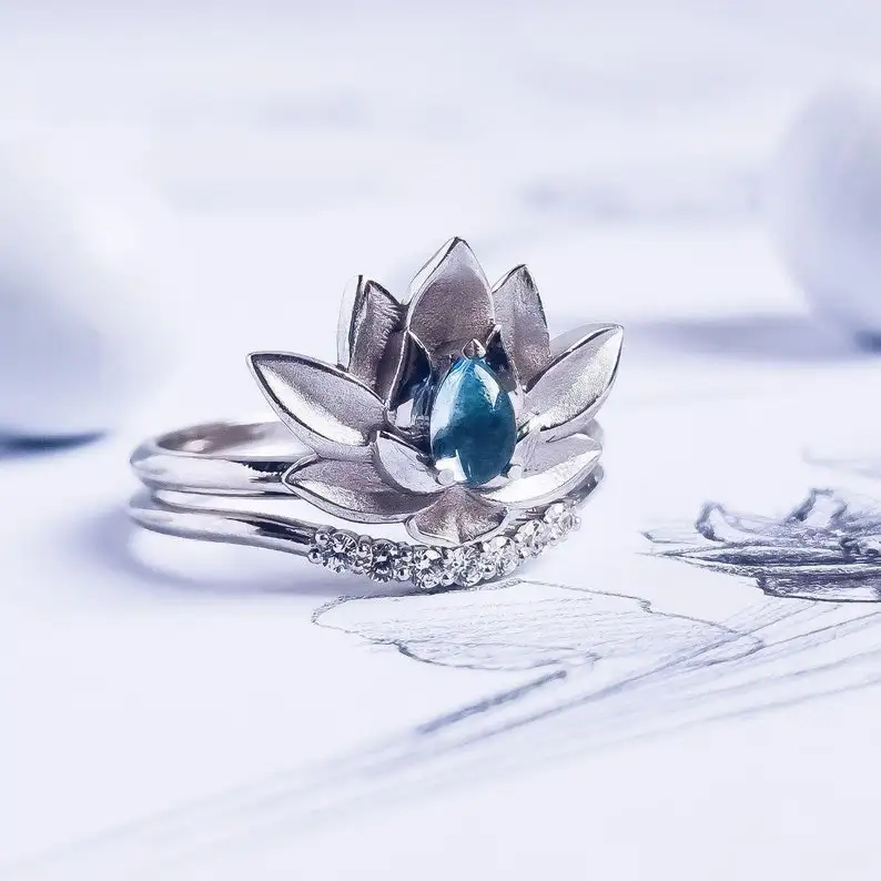 

Lotus Ring in Silver with Topaz, Amethyst, or Garnet. Set of 2 Rings. Handmade Jewelry. Custom Jewelry.