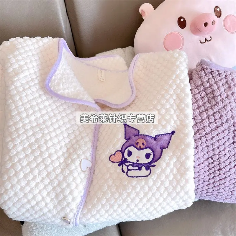 Kawaii Sanrio Kuromi Cartoon Animation Autumn and Winter Thickened with Velvet Cartoon Lovely Rice Velvet Home Wear Two Sets
Kawaii Sanrio Kuromi Cartoon Animation Autumn and Winter Thickened with Velvet Cartoon Lovely Rice Velvet Home Wear Two Sets
