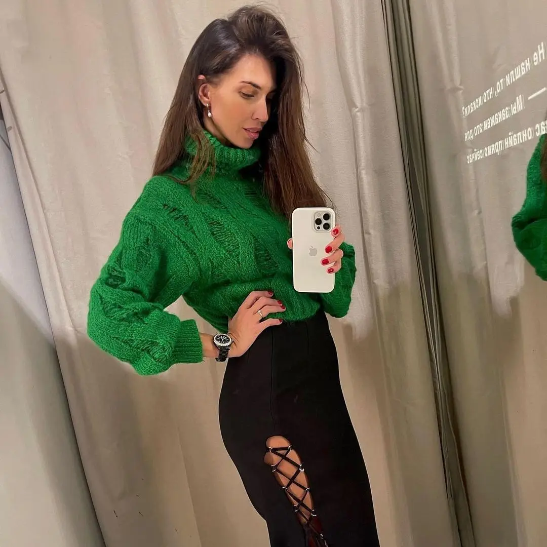 JUNWU Autumn Women's Za Green Turtleneck Cutout Design Long Sleeve Short Sweater Pullover Casual British Style
JUNWU Autumn Women's Za Green Turtleneck Cutout Design Long Sleeve Short Sweater Pullover Casual British Style