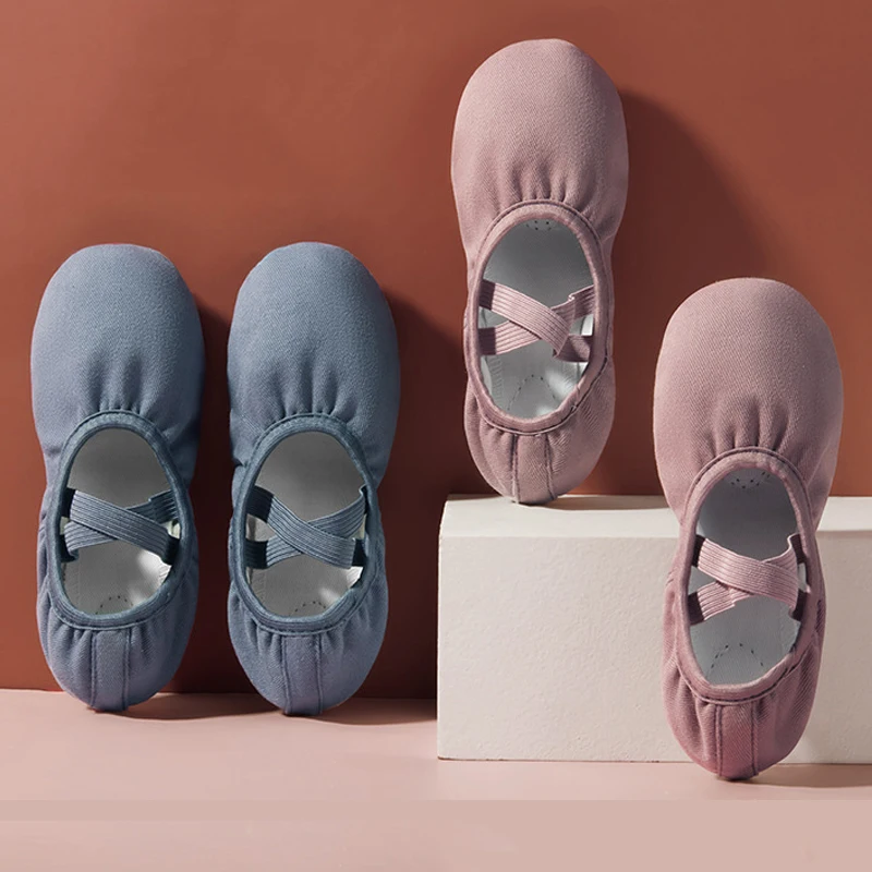 Балетки женские холщовые с нескользящей подошвой, 12 + лет
Балетки женские холщовые с нескользящей подошвой, 12 + лет