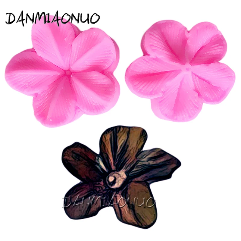 DANMIAONUO A0849026 Plum Blossom Petals And Leaves Mini Cupcake Cake Design Tools Chocolate Bar Stampi Silicone Dolci
DANMIAONUO A0849026 Plum Blossom Petals And Leaves Mini Cupcake Cake Design Tools Chocolate Bar Stampi Silicone Dolci