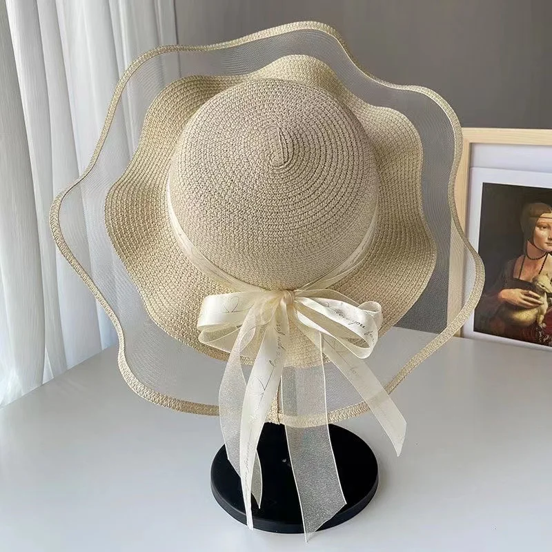 Fashion Style Woman Straw Hat Gauze Joint Bow Ribbon Wide Brim UV Protection Cap Summer Outing Foldable Beach Sun Cap
Fashion Style Woman Straw Hat Gauze Joint Bow Ribbon Wide Brim UV Protection Cap Summer Outing Foldable Beach Sun Cap