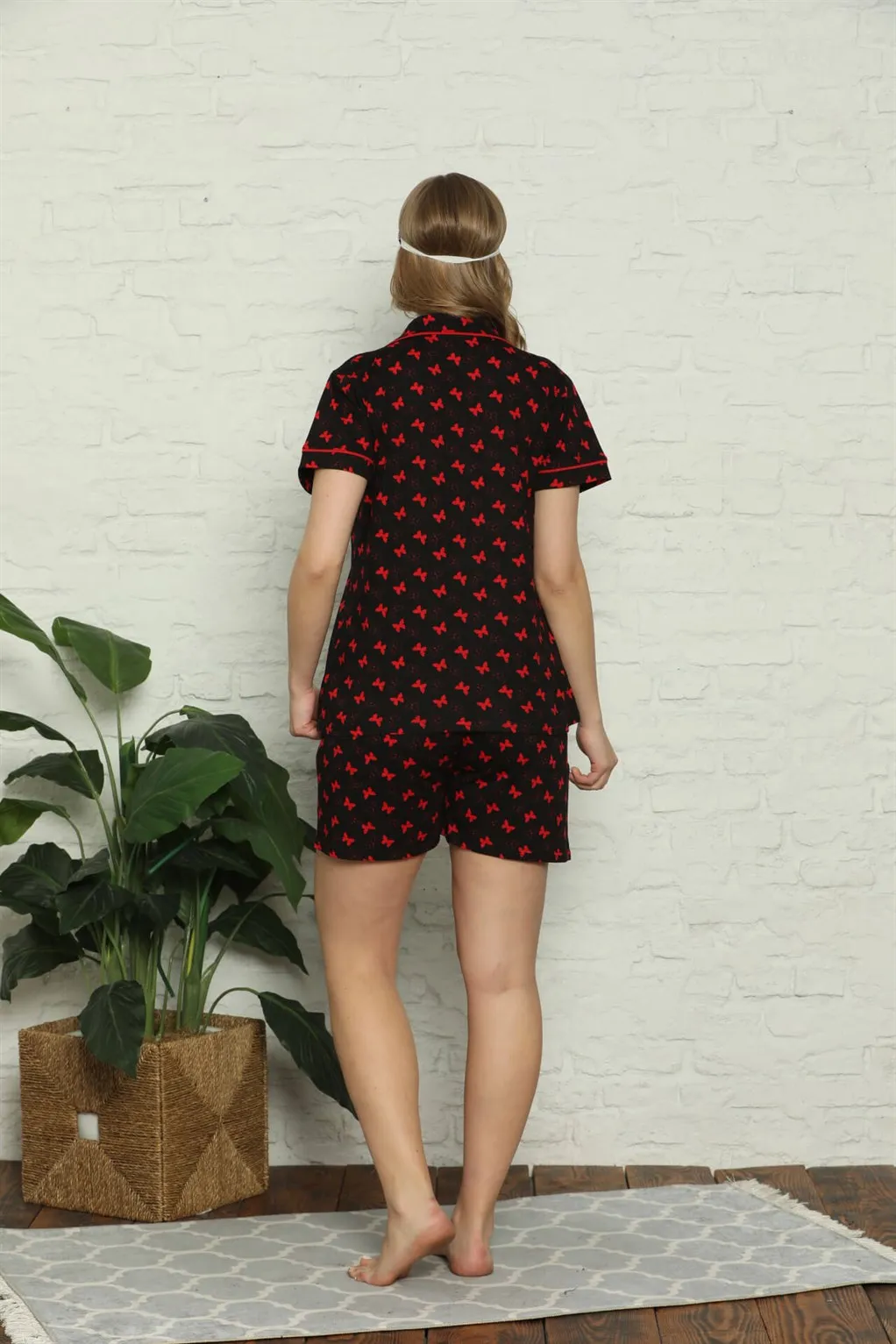 Fashion Cartoon Women 'S 100 Cotton Combed Cotton Short Sleeve Shorts Pajamas Suit 4316
Fashion Cartoon Women 'S 100 Cotton Combed Cotton Short Sleeve Shorts Pajamas Suit 4316