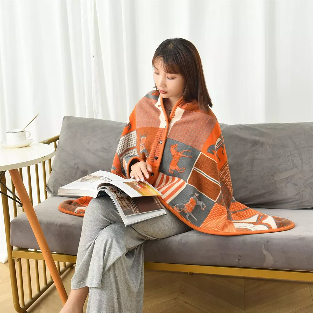 NEW2023 Multipurpose Plaid Fleece Blanket With Button Women Blanket Scarves Soft Breathable Warm Shawl Blanket Portable Outdoor
NEW2023 Multipurpose Plaid Fleece Blanket With Button Women Blanket Scarves Soft Breathable Warm Shawl Blanket Portable Outdoor