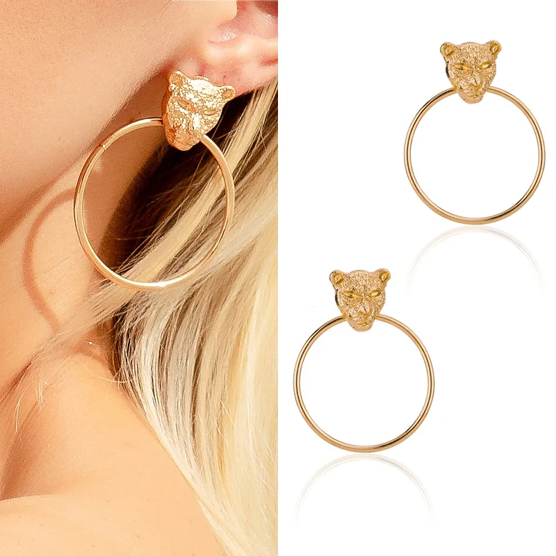 2022 News Korean Fashion Hoop Earrings Pearl Openwork Metal Drop Dangle Luxury Earring for Women Girls Christmas Jewelry Gifts
2022 News Korean Fashion Hoop Earrings Pearl Openwork Metal Drop Dangle Luxury Earring for Women Girls Christmas Jewelry Gifts