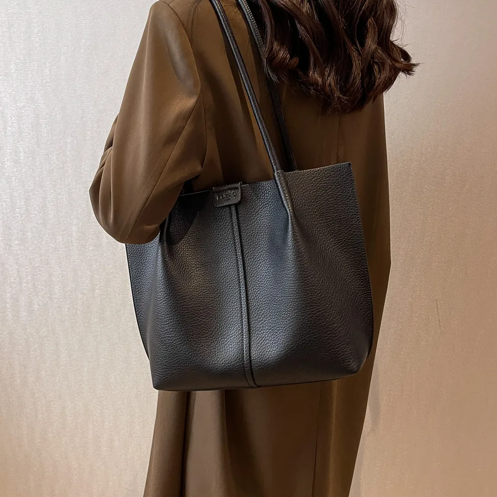 Jin Mantang New Luxury Brand 2023 Women Shoulder Bags Designer Tote Handbags Messenger Bags PU Leather Ladies Composite Bags
Jin Mantang New Luxury Brand 2023 Women Shoulder Bags Designer Tote Handbags Messenger Bags PU Leather Ladies Composite Bags