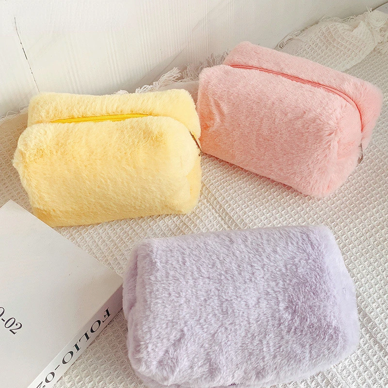 Solid Color Fur Makeup Bag for Women Young Lady Make Up Case Necessaries Soft Travel Cosmetic Bag Organizer Case Accessories Sac
Solid Color Fur Makeup Bag for Women Young Lady Make Up Case Necessaries Soft Travel Cosmetic Bag Organizer Case Accessories Sac