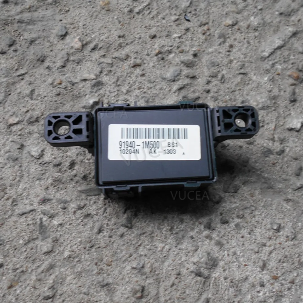PDM Relay Box Control Unit Module For 2011- Hyundai Elantra Santa Fe Veloster Cerato Forte Rio Sportage 919401M500 91940-1M500
PDM Relay Box Control Unit Module For 2011- Hyundai Elantra Santa Fe Veloster Cerato Forte Rio Sportage 919401M500 91940-1M500