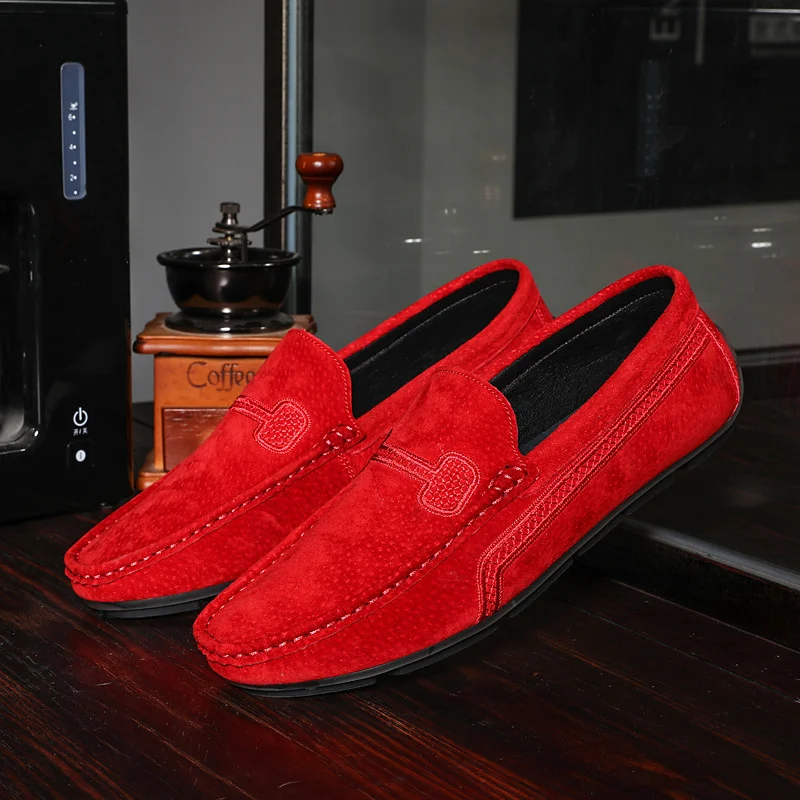 

Men's Slip-On Leather Shoes Big Size Casual Male Adult Flat Driving Moccasins Shoe Low-heeled Breathable Non-slip Loafers Shoes