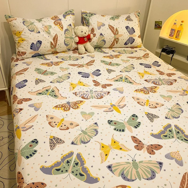 Пылезащитный и нескользящий большой защитный текстильный дышащий двухслойный чехол для матраса с летним постельным бельем 
Пылезащитный и нескользящий большой защитный текстильный дышащий двухслойный чехол для матраса с летним постельным бельем