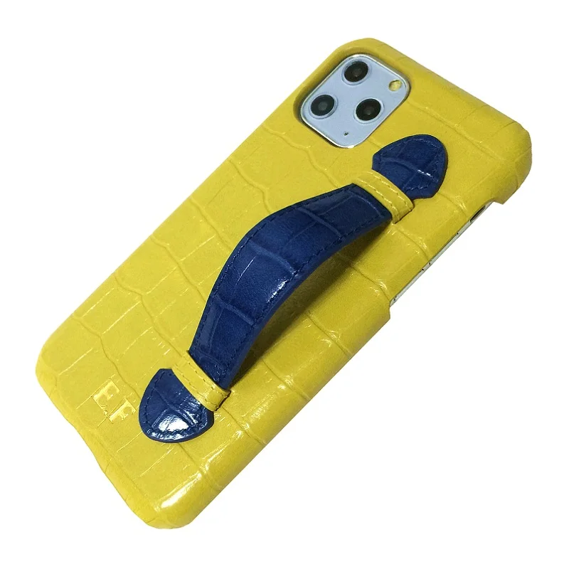 Чехол из натуральной кожи с ремешком для iPhone 11 Pro Max
Чехол из натуральной кожи с ремешком для iPhone 11 Pro Max