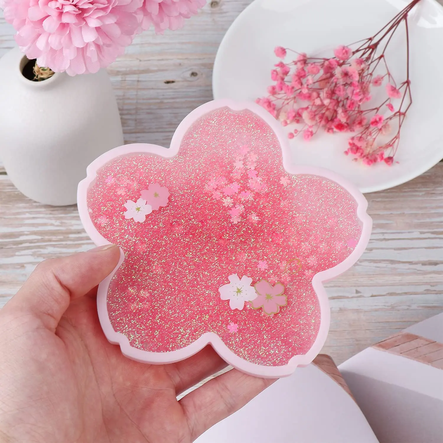 Glitter Sakura Coasters 5 Inch Cherry Blossom Quicksand Flash Cute Drink Coffee Pacemat Non-Slip Insulation Gift for Women
Glitter Sakura Coasters 5 Inch Cherry Blossom Quicksand Flash Cute Drink Coffee Pacemat Non-Slip Insulation Gift for Women