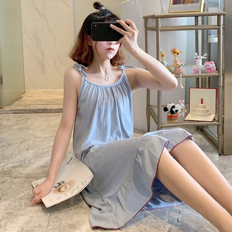 Suspended Sleeping Dress for Women Summer Thin Korean Cute Princess Style Home Nighty Girl Night Wear Knee-Length Nightgowns
Suspended Sleeping Dress for Women Summer Thin Korean Cute Princess Style Home Nighty Girl Night Wear Knee-Length Nightgowns