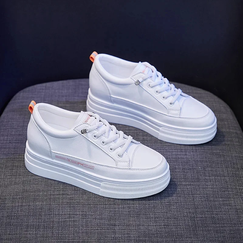 Height Increase Shoes Women White Sneakers Spring Fashion Casual Sports Running Vulcanized Shoes Female Platform Chunky Sneakers 
Height Increase Shoes Women White Sneakers Spring Fashion Casual Sports Running Vulcanized Shoes Female Platform Chunky Sneakers