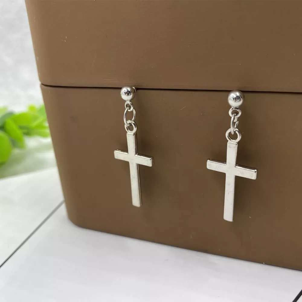 Cross Pendant Cartilage Drop Dangle Earrings Punk Jewelry For Cool Women Girl Friendship Gifts
Cross Pendant Cartilage Drop Dangle Earrings Punk Jewelry For Cool Women Girl Friendship Gifts