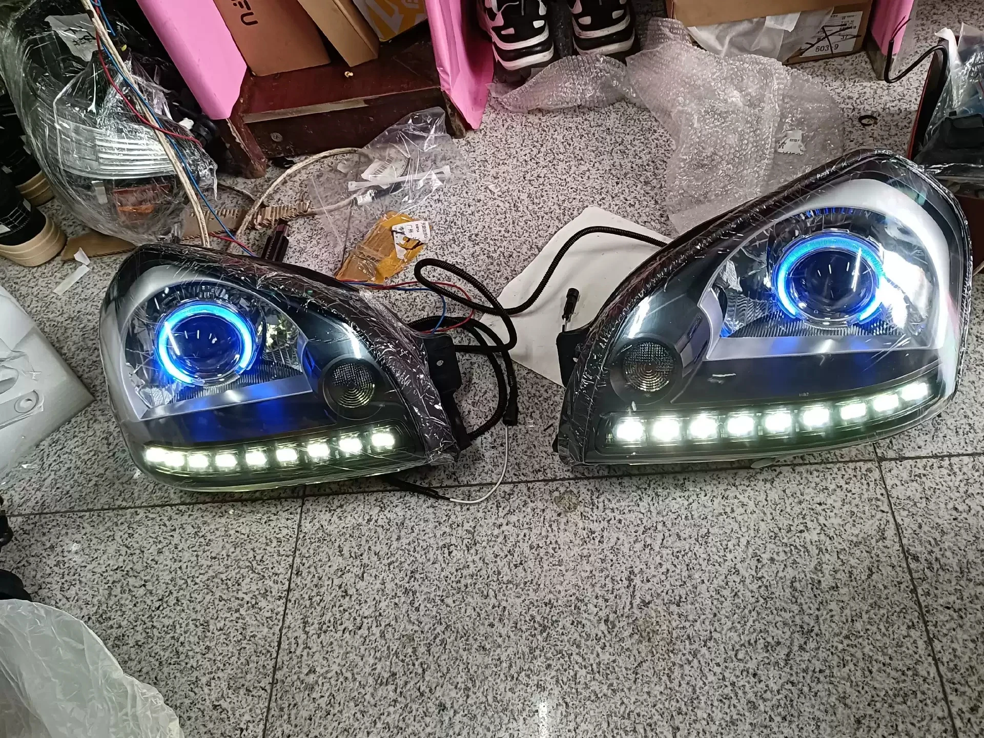 Головка для Hyundai Tucson 2006-12, светодиодная лампа в сборе для дневных ходовых огней
Головка для Hyundai Tucson 2006-12, светодиодная лампа в сборе для дневных ходовых огней