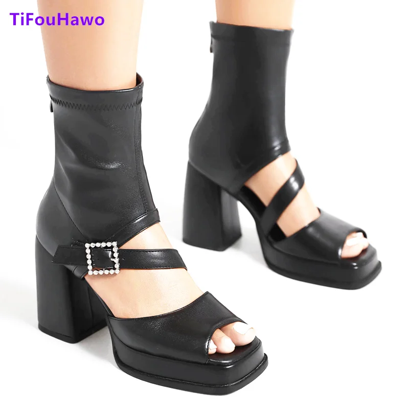 2023 White Black Ladies Chunky High Heels Platform Sandals Women Summer Ankle Zipper High Heeled Party Shoes Plus Size
2023 White Black Ladies Chunky High Heels Platform Sandals Women Summer Ankle Zipper High Heeled Party Shoes Plus Size