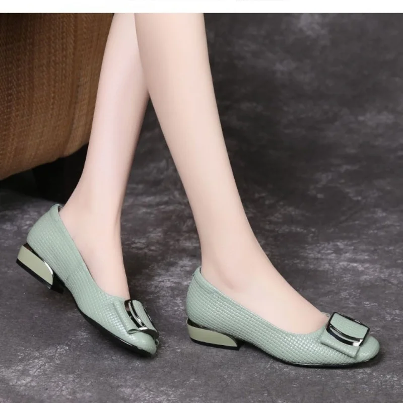 Real Soft Leather Shoes Women Spring and Autumn Non-slip Soft Sole Comfortable Thick Heel Leather Shoes Women Fashion Round Toe
Real Soft Leather Shoes Women Spring and Autumn Non-slip Soft Sole Comfortable Thick Heel Leather Shoes Women Fashion Round Toe