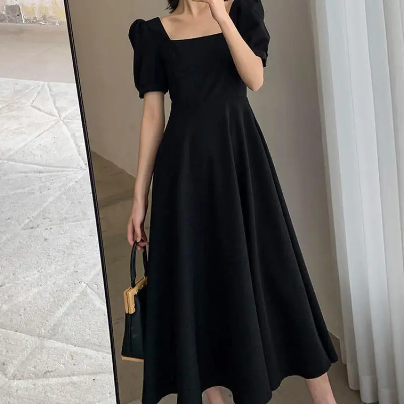 French Hepburn Style Square Collar Puff Sleeve Chic Women Dress Solid Color Simple Long Dress Woman Street Temperament Dresses
French Hepburn Style Square Collar Puff Sleeve Chic Women Dress Solid Color Simple Long Dress Woman Street Temperament Dresses