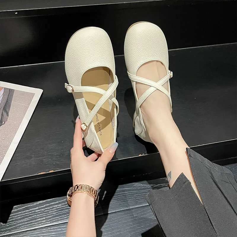 Round Toe Casual Woman Shoe Female Footwear Loafers With Fur Elegant All-Match Shallow Mouth Dress Slip-on Summer New Rubber Sol
Round Toe Casual Woman Shoe Female Footwear Loafers With Fur Elegant All-Match Shallow Mouth Dress Slip-on Summer New Rubber Sol