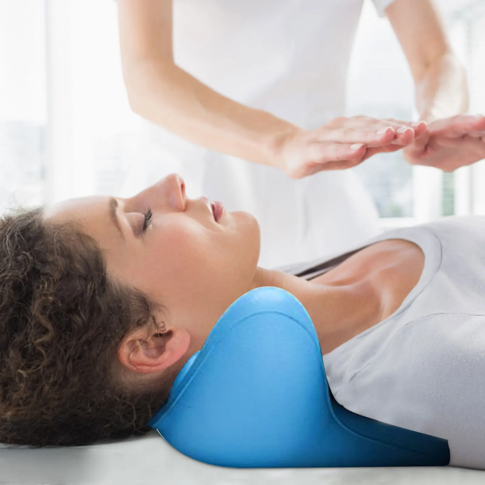 Neck and Shoulder Stretcher Relaxer Cervical Chiropractic Traction Device Massage Pillow for Pain Relief Cervical SpineAlignment 
Neck and Shoulder Stretcher Relaxer Cervical Chiropractic Traction Device Massage Pillow for Pain Relief Cervical SpineAlignment