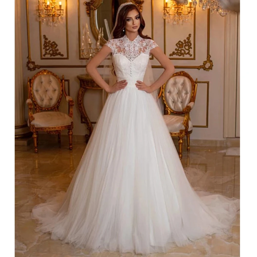 Vintage Lace Wedding Dresses High Neck Cap Sleeves Backless French Applique Formal Bridal Gowns White Lvory Marriage 2023 Robe
Vintage Lace Wedding Dresses High Neck Cap Sleeves Backless French Applique Formal Bridal Gowns White Lvory Marriage 2023 Robe