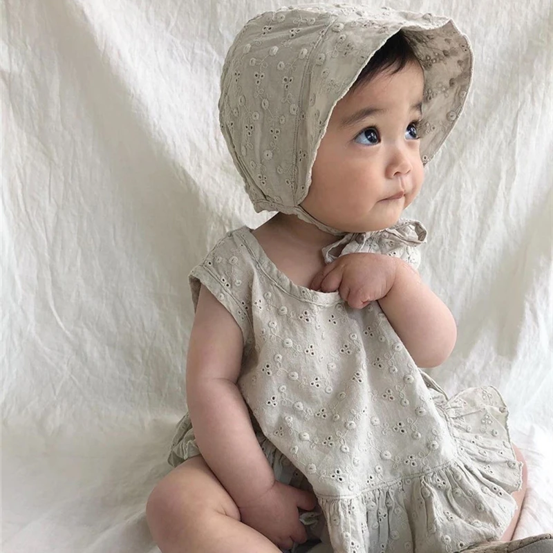 2022 Summer New Toddler Baby Clothing Sets for Newborns Elegant Embroidery Vest Shorts Hat Cotton Suit Kids Clothes Girls Outfit
2022 Summer New Toddler Baby Clothing Sets for Newborns Elegant Embroidery Vest Shorts Hat Cotton Suit Kids Clothes Girls Outfit