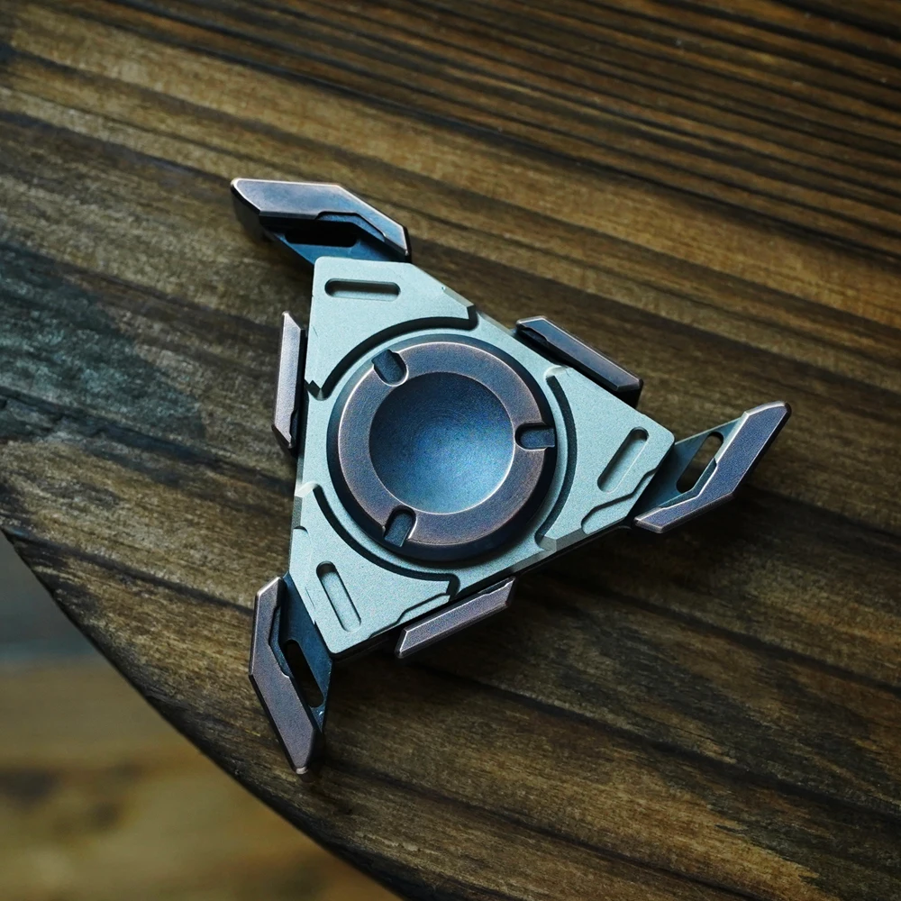 Seiko Broken Blade Original Magnetic Suction Slide Opening and Closing Fingertip Gyro Adult Pressure Relief EDC Toy
Seiko Broken Blade Original Magnetic Suction Slide Opening and Closing Fingertip Gyro Adult Pressure Relief EDC Toy