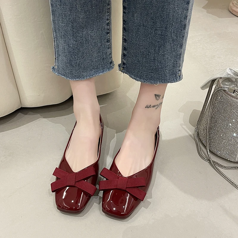 Grandma Shoes Square Toe Bow-Knot Shallow Mouth Soft Female Footwear Autumn Casual Sneaker Women's Moccasins New Wedding Butterf
Grandma Shoes Square Toe Bow-Knot Shallow Mouth Soft Female Footwear Autumn Casual Sneaker Women's Moccasins New Wedding Butterf