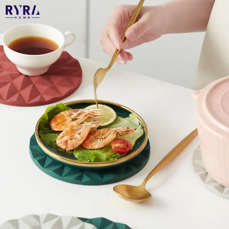 Home Insulation Heat Resistant Silicone Mat Silicone Anti-scalding Pot Mats Non-slip Pot Holder Table Placemat Kitchen Supplies 
Home Insulation Heat Resistant Silicone Mat Silicone Anti-scalding Pot Mats Non-slip Pot Holder Table Placemat Kitchen Supplies