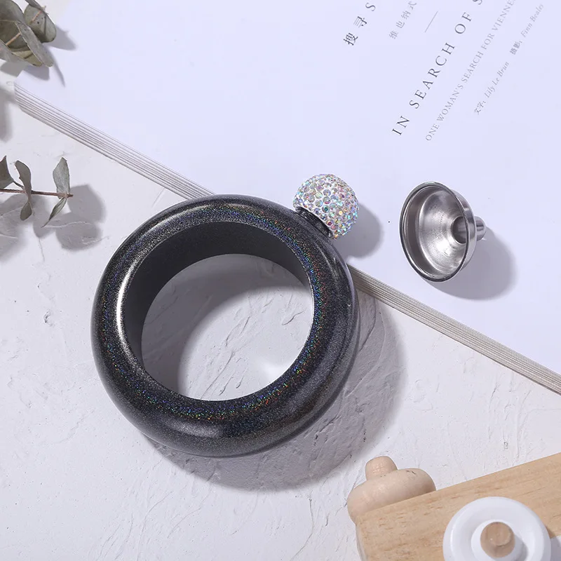 Фляга из нержавеющей стали черная 3,5 унций
Фляга из нержавеющей стали черная 3,5 унций