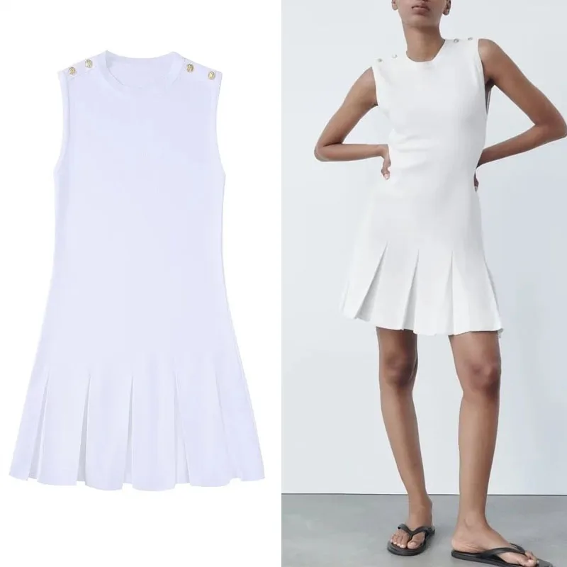 Женское трикотажное мини-платье без рукавов, с круглым вырезом 
Женское трикотажное мини-платье без рукавов, с круглым вырезом