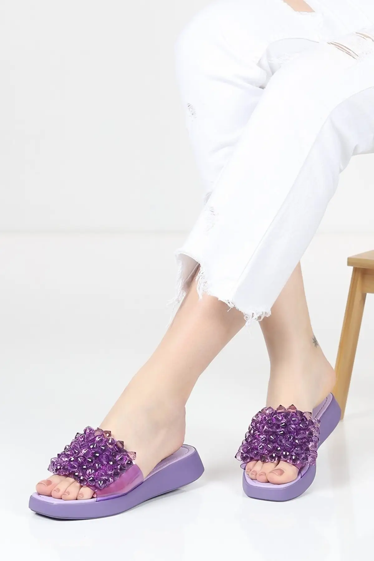 Женская Сиреневая фотография
Женская Сиреневая фотография