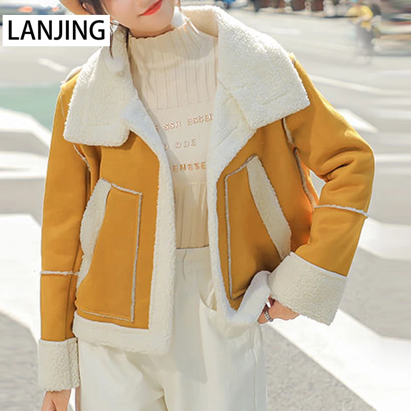2021 autumn winter new Korean short imitation deerskin fleece lamb wool cotton coat fashion warm women's clothing trend
2021 autumn winter new Korean short imitation deerskin fleece lamb wool cotton coat fashion warm women's clothing trend