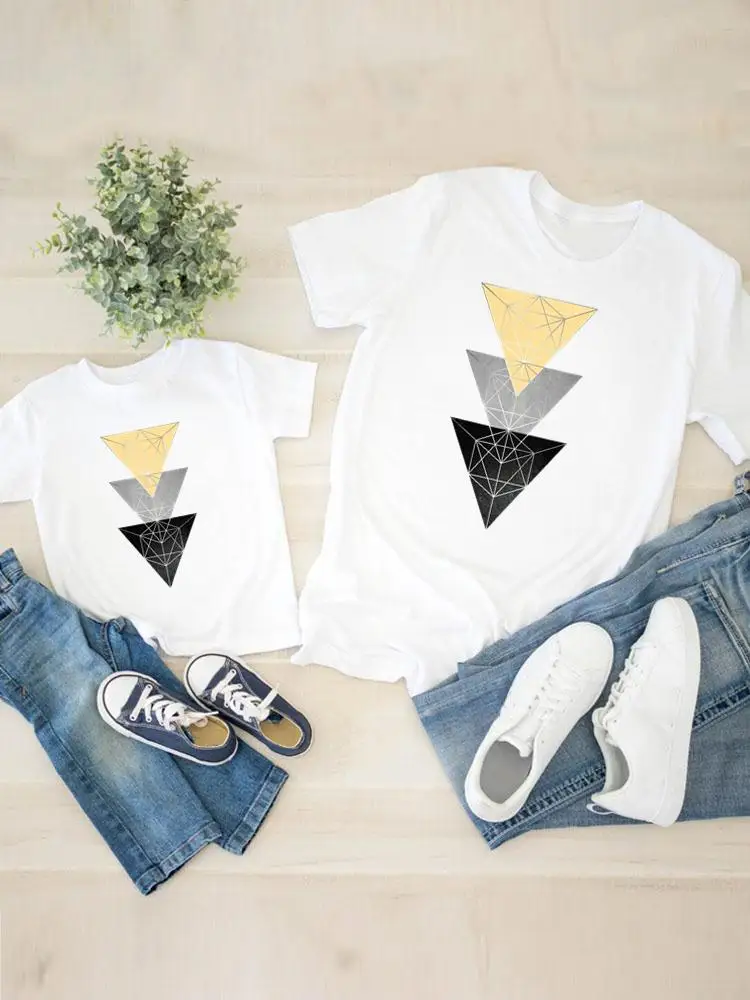 Graphic T-shirt Tee Abstract Watercolor Cute Women Child Kid Clothing Boy Girl Summer Family Matching Outfits Mom Mama Clothes
Graphic T-shirt Tee Abstract Watercolor Cute Women Child Kid Clothing Boy Girl Summer Family Matching Outfits Mom Mama Clothes