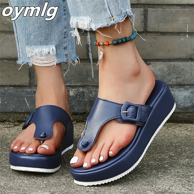 2022 summer new large size women's shoes casual style buckle flip-toe thick-soled sandals slippers women's pedal ugg slippers
2022 summer new large size women's shoes casual style buckle flip-toe thick-soled sandals slippers women's pedal ugg slippers