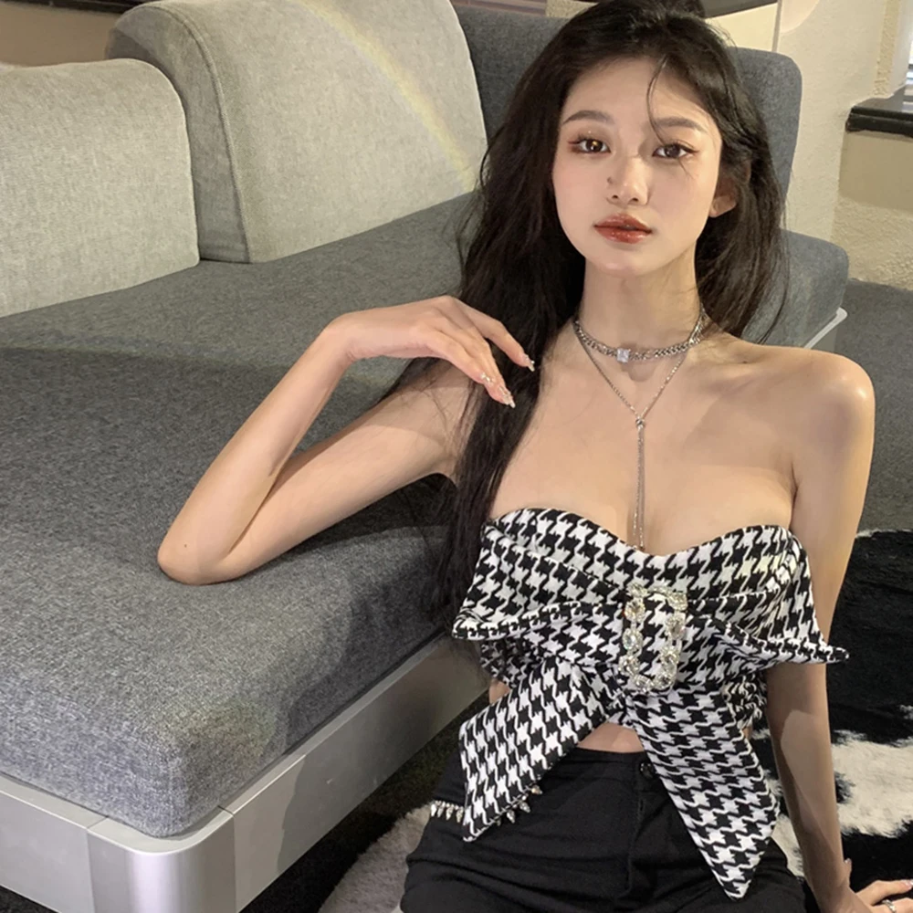 Fashion Plaid Cropp Tops 2022 Women's Clothing Sweet Bow Backless Sexy Lady Tanks Summer Tees Korean Club Y2k Camis
Fashion Plaid Cropp Tops 2022 Women's Clothing Sweet Bow Backless Sexy Lady Tanks Summer Tees Korean Club Y2k Camis