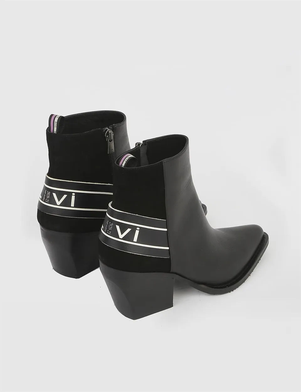 ILVi-Genuine Leather Handmade Terba Black Leather - Black Suede Women's Heeled BootWomen Shoes 2020 Fall/Winter
ILVi-Genuine Leather Handmade Terba Black Leather - Black Suede Women's Heeled BootWomen Shoes 2020 Fall/Winter