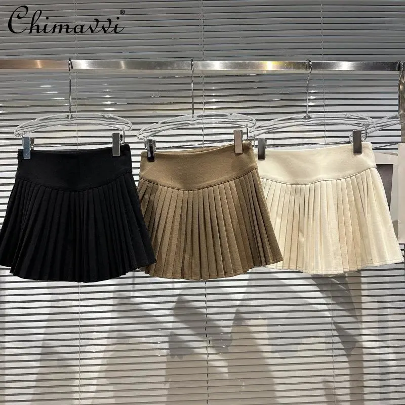 Fall New Women's Classic Style Elegant Brushed Woolen Above Knee Skirt Ladies Fashion Simple Solid Color A-line Pleated Skirt 
Fall New Women's Classic Style Elegant Brushed Woolen Above Knee Skirt Ladies Fashion Simple Solid Color A-line Pleated Skirt