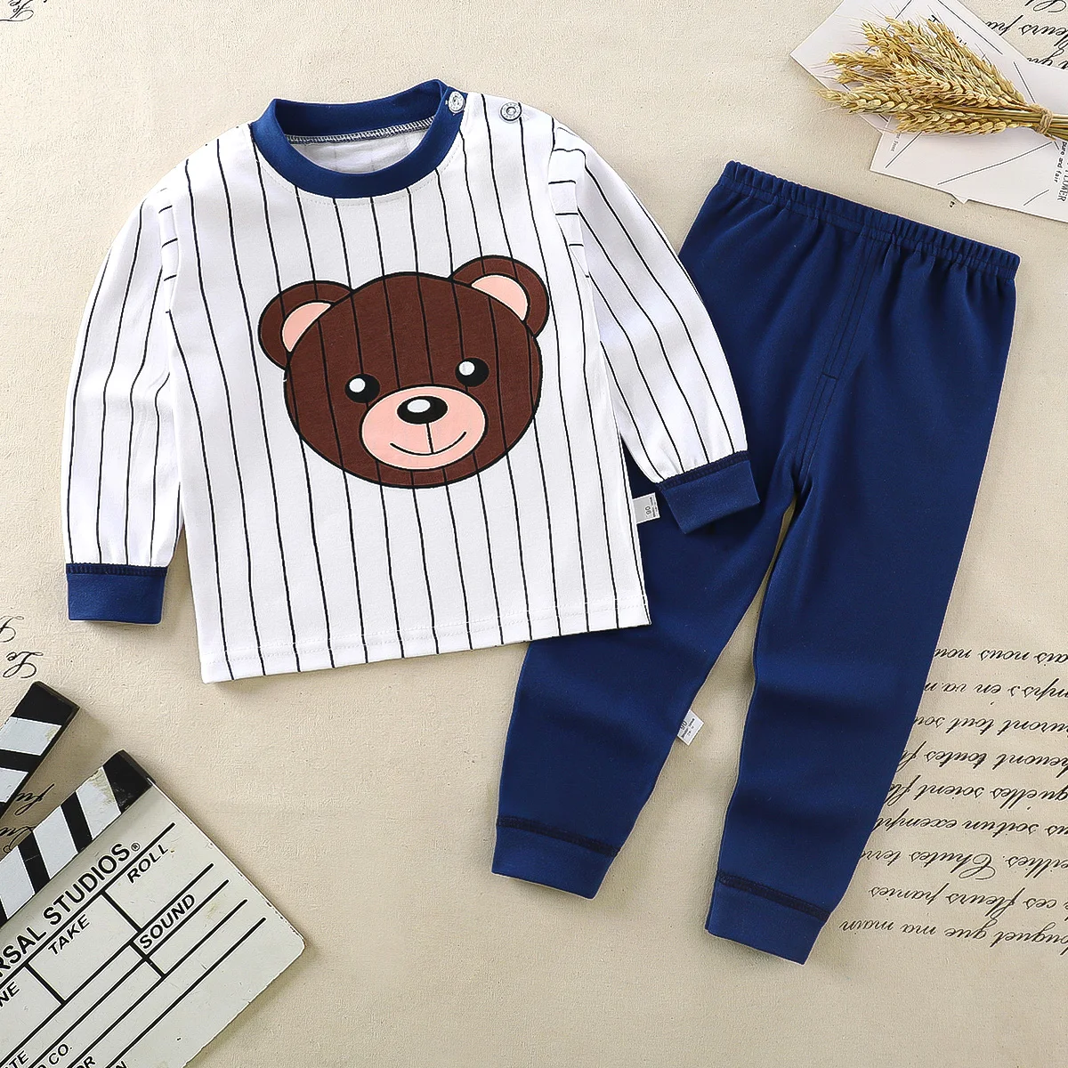 1-8Y Cotton Autumn Clothes Set Baby Boys Girl Fall Clothes Sets Baby Girl Clothing Set Kids Cartoon Animals 2Pcs Suits Outfits
1-8Y Cotton Autumn Clothes Set Baby Boys Girl Fall Clothes Sets Baby Girl Clothing Set Kids Cartoon Animals 2Pcs Suits Outfits
