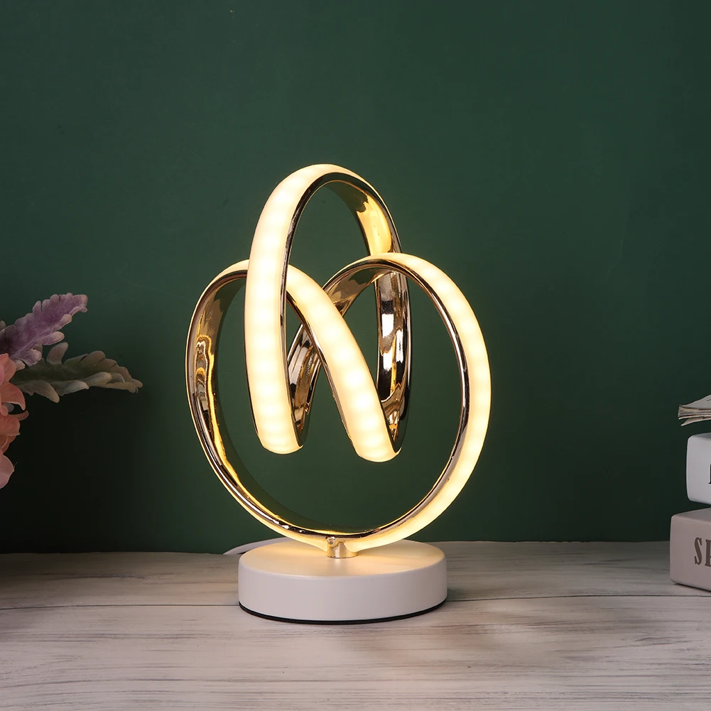 Modern LED Desk Lamp Spiral Metal Living Room Home Bedside Decorative Lighting Decoration Bedroom Table Lamp Ornament
Modern LED Desk Lamp Spiral Metal Living Room Home Bedside Decorative Lighting Decoration Bedroom Table Lamp Ornament