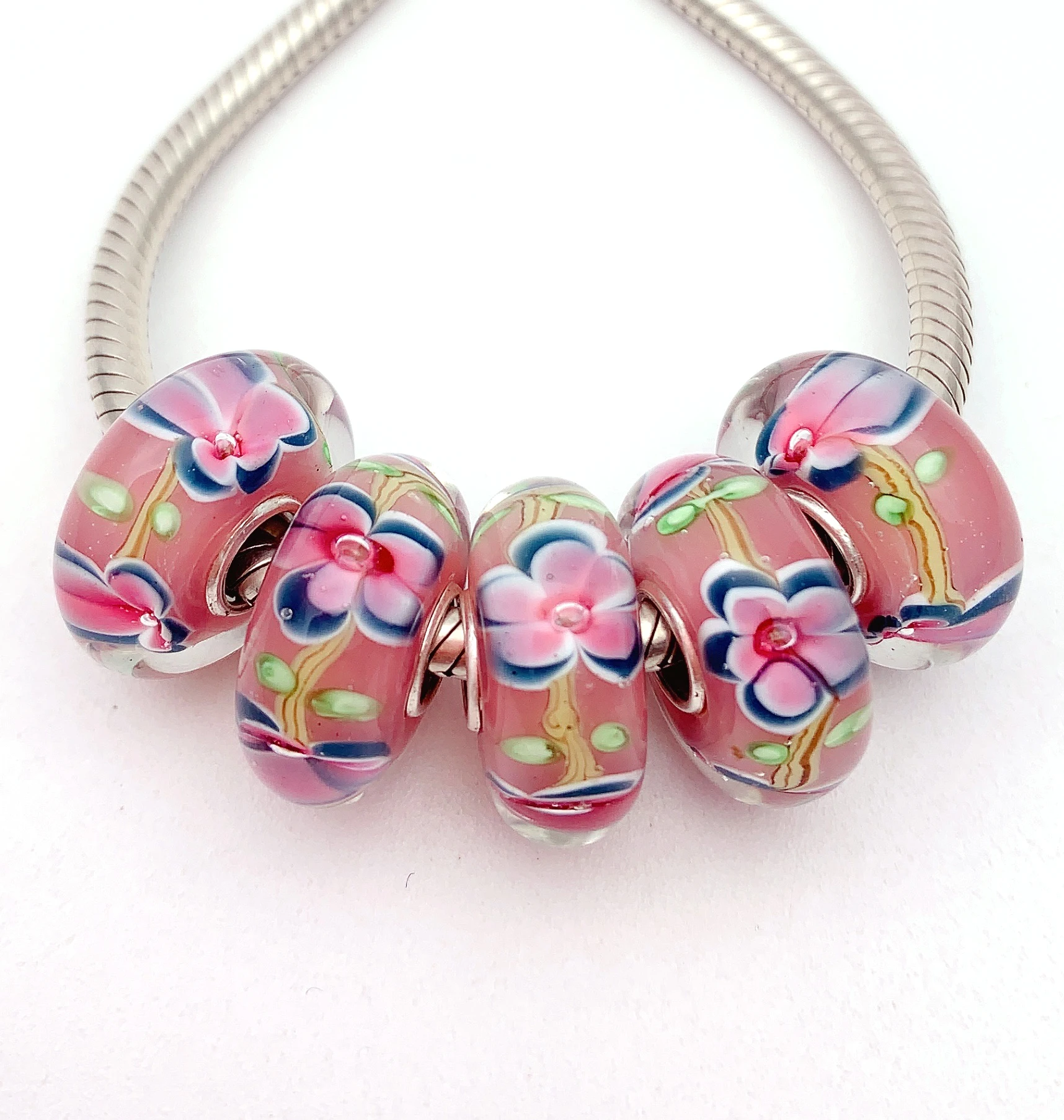 YG253 5X 100% Authenticity S925 Sterling Silver Beads Murano Glassbeads NEW Fit European Charms Bracelet Diy Jewelry Lampwork
YG253 5X 100% Authenticity S925 Sterling Silver Beads Murano Glassbeads NEW Fit European Charms Bracelet Diy Jewelry Lampwork